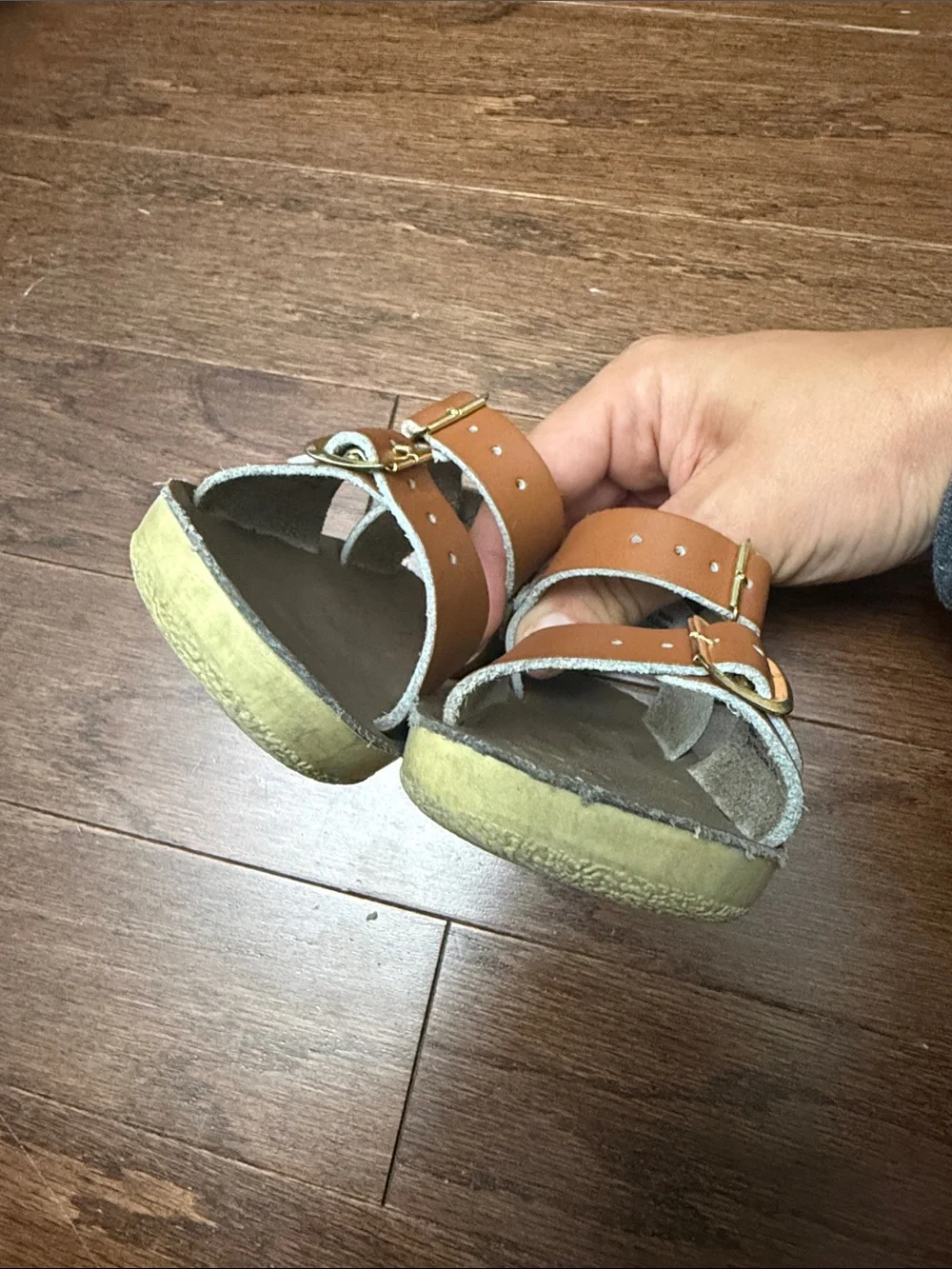 Saltwater Sun- San Sea Wee sandal- like new- Toddler 5